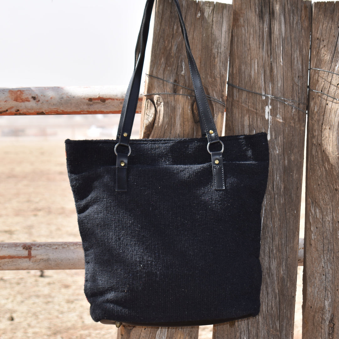 Fireball Sunset Purse | gussieduponline