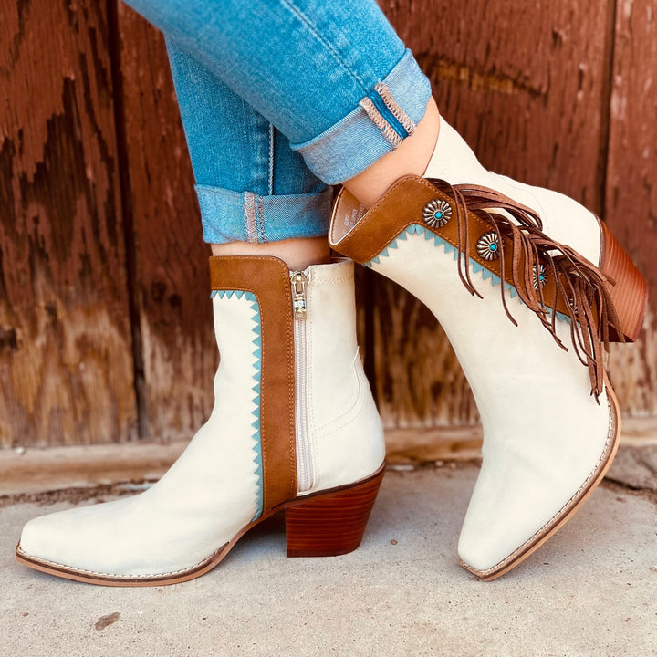 Gizelle Fringe Boots | gussieduponline